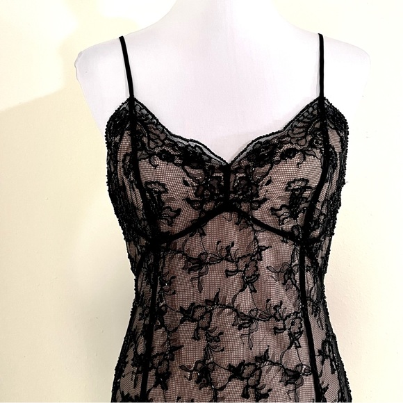 VTG 80’ Victoria's Secret Black Lace Maxi Babydoll slip Dress gothic Victorian M - Picture 2 of 10